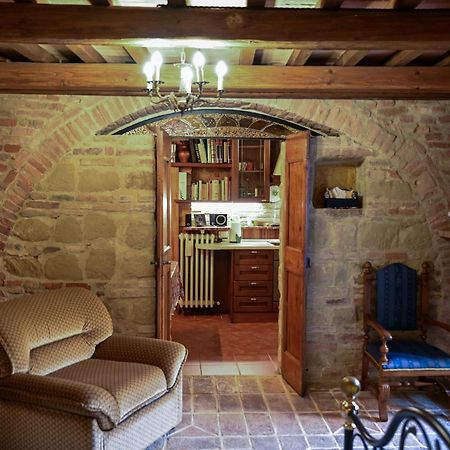 Вилла Il Poggio Mombaroccio Экстерьер фото